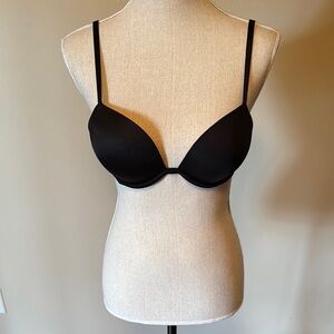 PINK Victoria's Secret Black Underwire Bra with Adjustable Straps